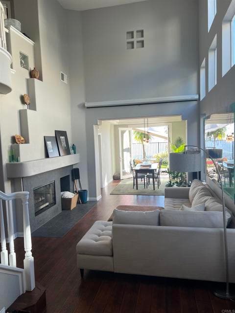 Building Photo - 1969 Woodland Heights Glen