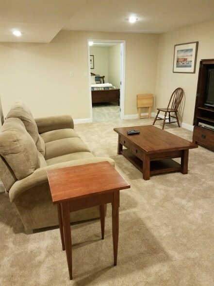 Building Photo - 89 Willow Ridge Ct