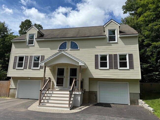 Building Photo - 158 Tina Dr