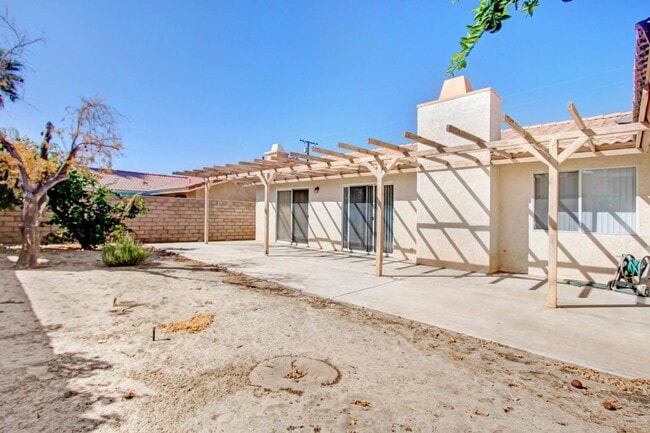 Building Photo - 43580 Texas Ave