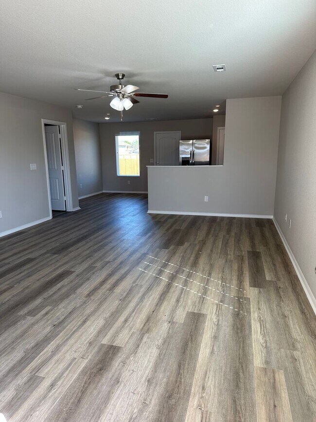 Building Photo - NEW Three Bedroom | Two Bath Home in Stage...