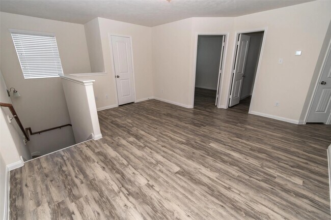 Building Photo - 2519 Montecito Ln