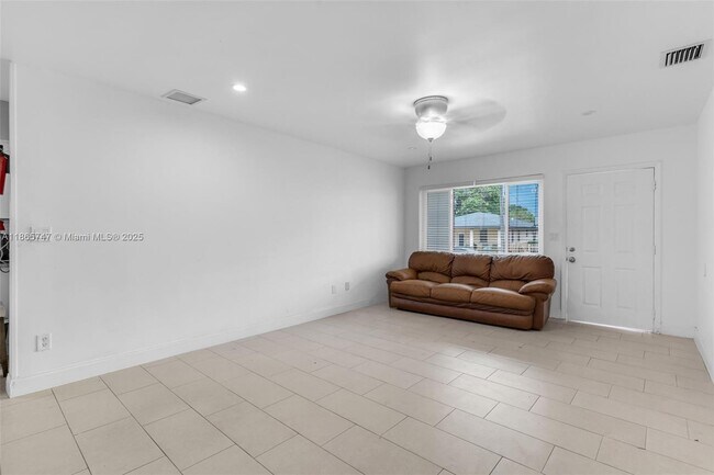 Building Photo - 1282 NW 55th Terrace