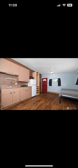 Building Photo - 2126 Zephyr Pl