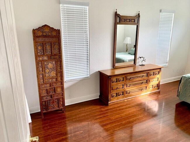 Building Photo - 24312 Westgate Blvd