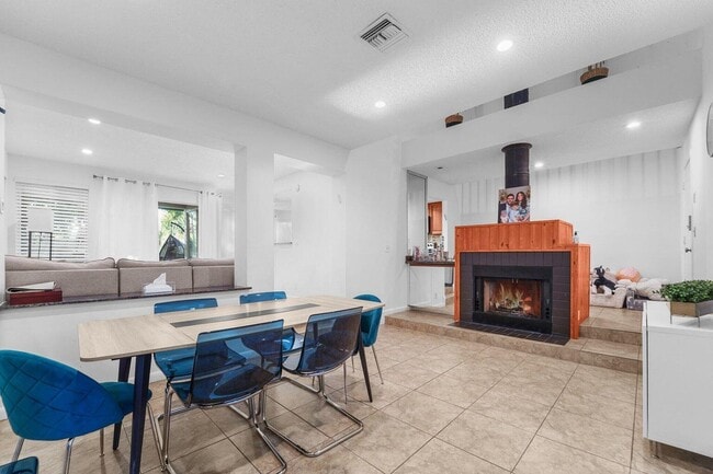 Building Photo - 6750 Boca Pines Trail