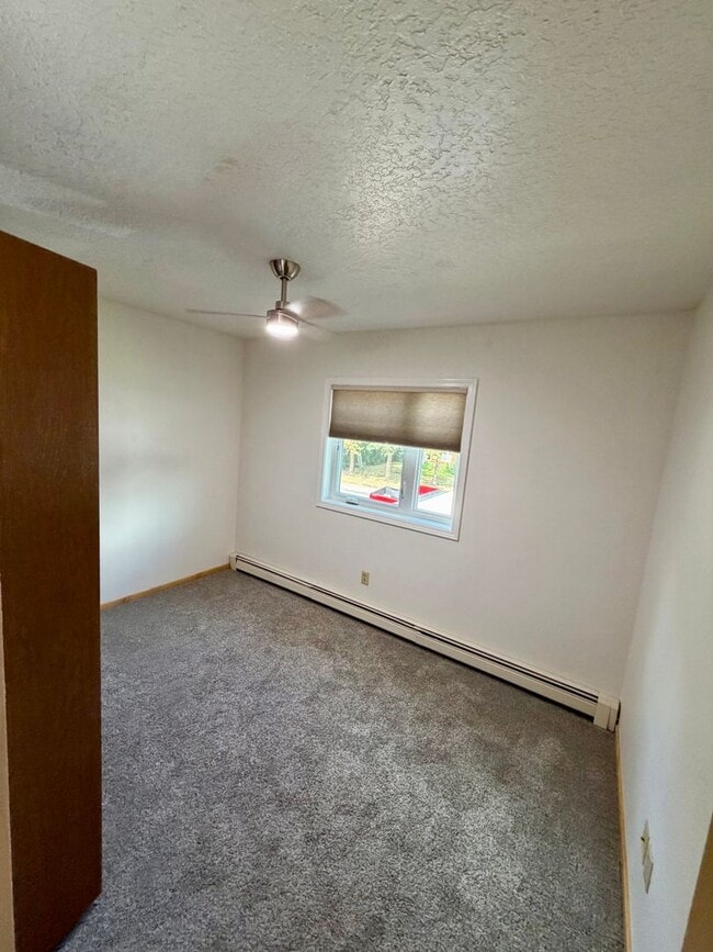 Building Photo - 3BR/2.5BA Home – 2-Car Garage - More photos coming soon!!