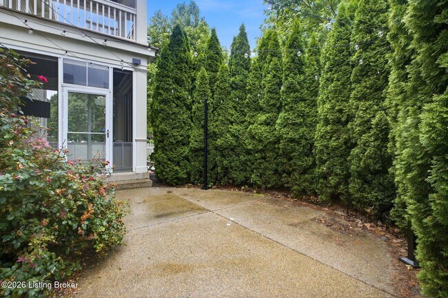 Building Photo - 6300 Mistflower Cir