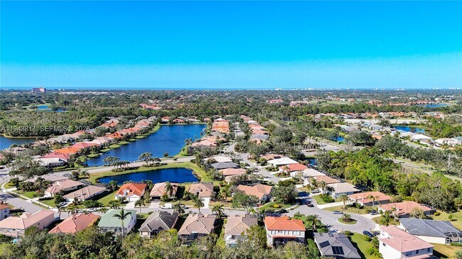 Building Photo - 4874 Sabal Lake Cir