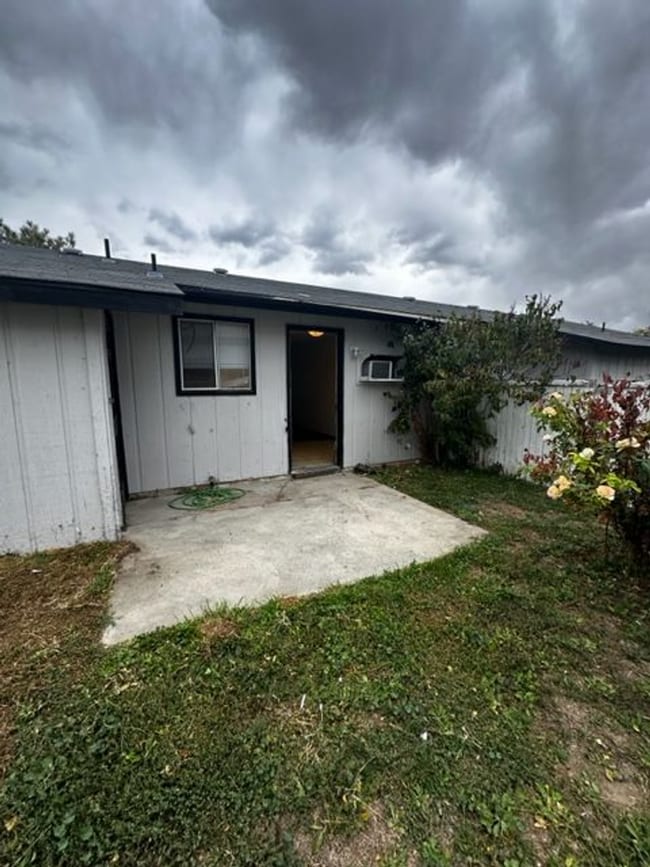Building Photo - 3724 Billings Dr