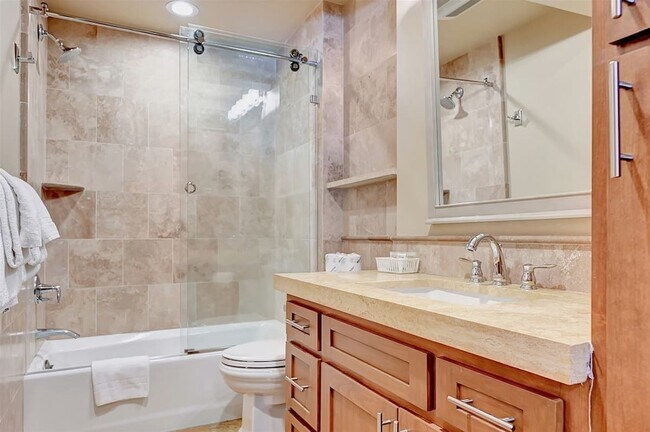 Building Photo - Fully Remodeled 1BD + Private Bunk Room | 2BA | Aspen Creek – $3,100/Month