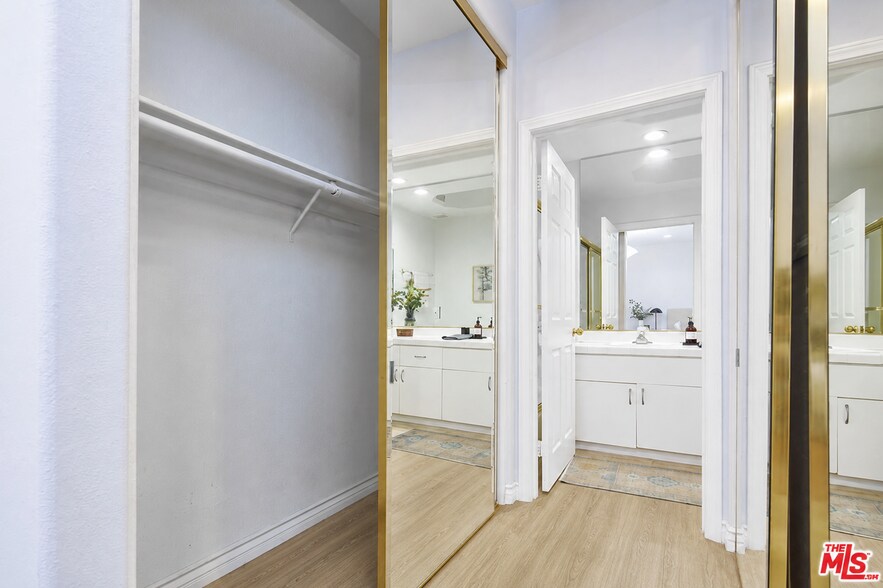 Building Photo - 3460 S Centinela Ave