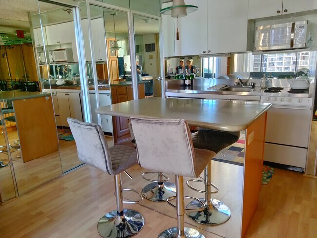 Kitchen, multi-functional island - 300 Wai Nani Way