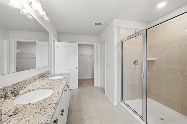 Building Photo - 6000 Screech Owl Dr