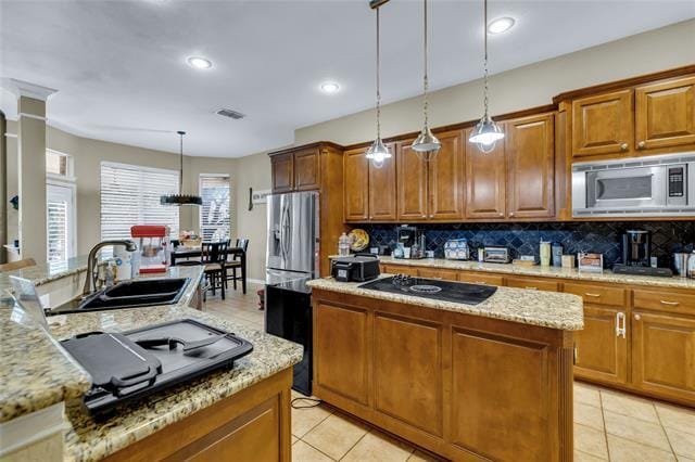 Building Photo - 4937 Bellflower Way