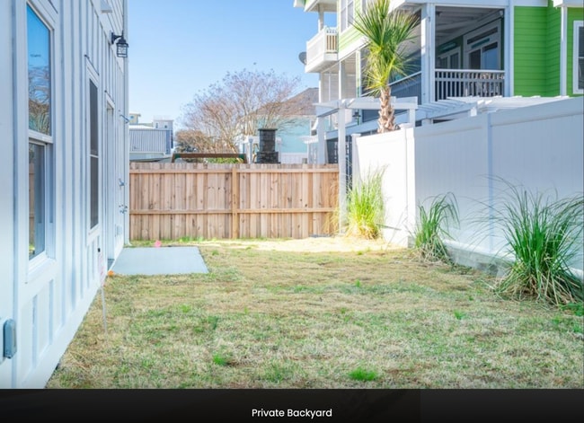 Building Photo - SPEND WINTER AT THE BEACH (CALL FOR AVAILA...