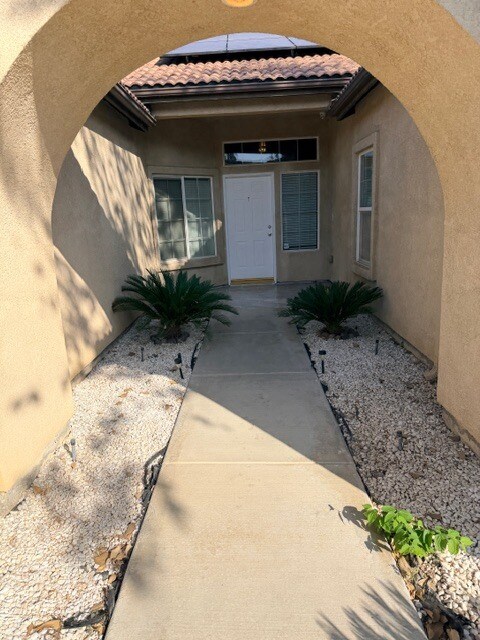 Building Photo - 11118 Snowcreek Falls Ave