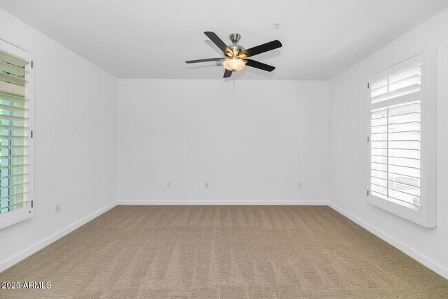 Building Photo - 229 W Portland St