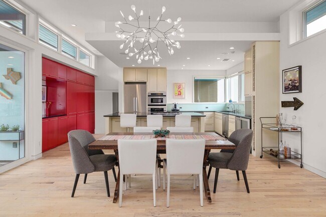 Building Photo - 5613 Clarion Cove