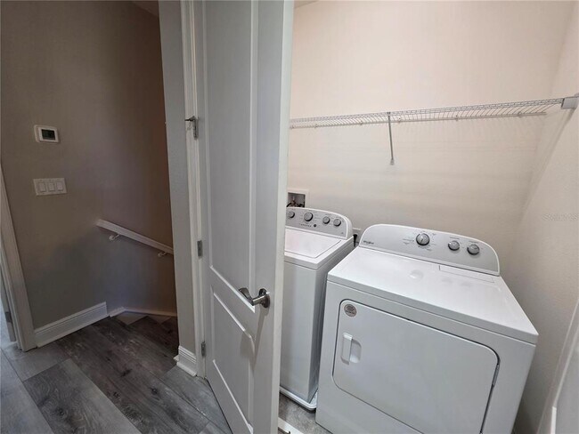 Building Photo - 14039 Helsby St