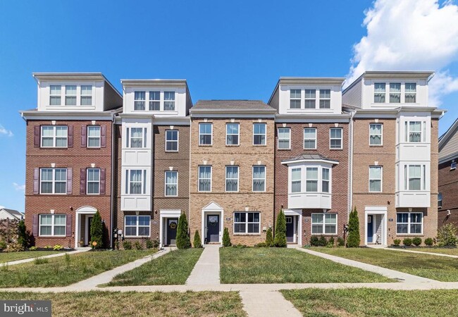 Building Photo - 5921 Kate Chopin Pl