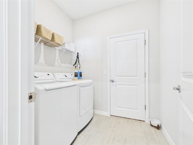 Building Photo - 13169 SW 73rd Ave Rd