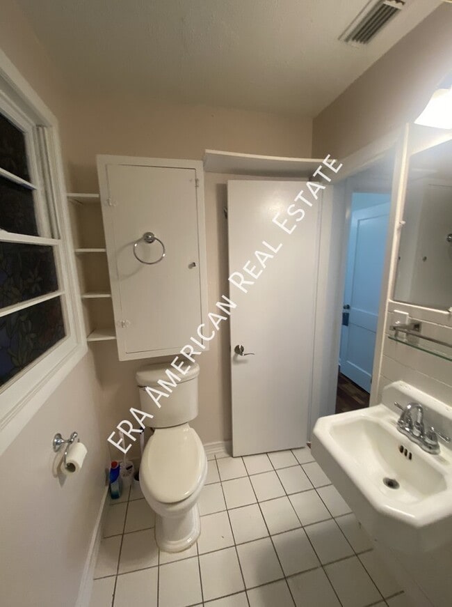 Building Photo - 9 Okahatchee Cir SE