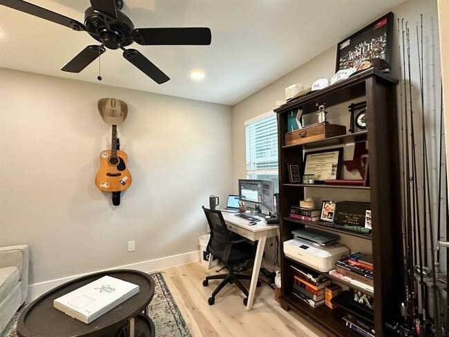 Building Photo - 1712 Cinnamon Path
