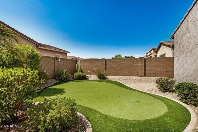 Building Photo - 15430 S 183rd Dr