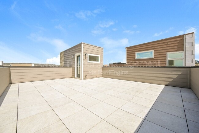 Building Photo - 3603 Mykonos Dr