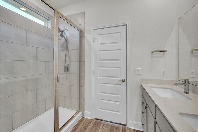 Building Photo - 17925 Curio Dr