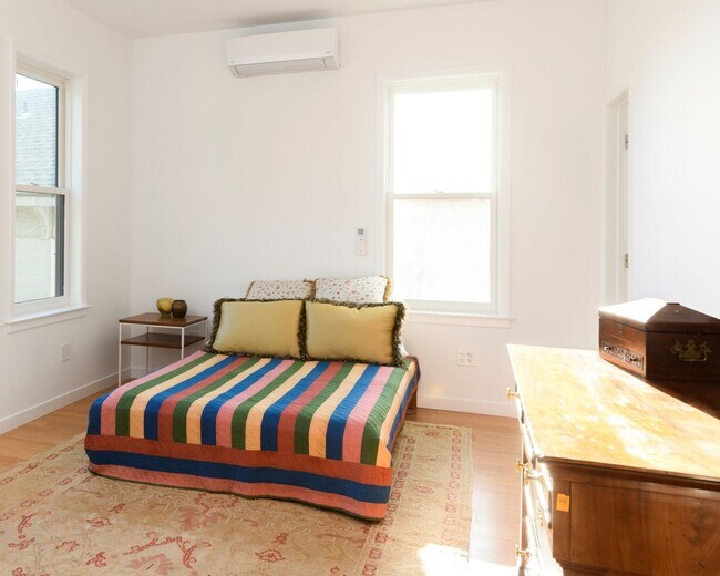 Building Photo - Viewing Schedule: Please call Shami at (415) 225-2543 to schedule a viewing.