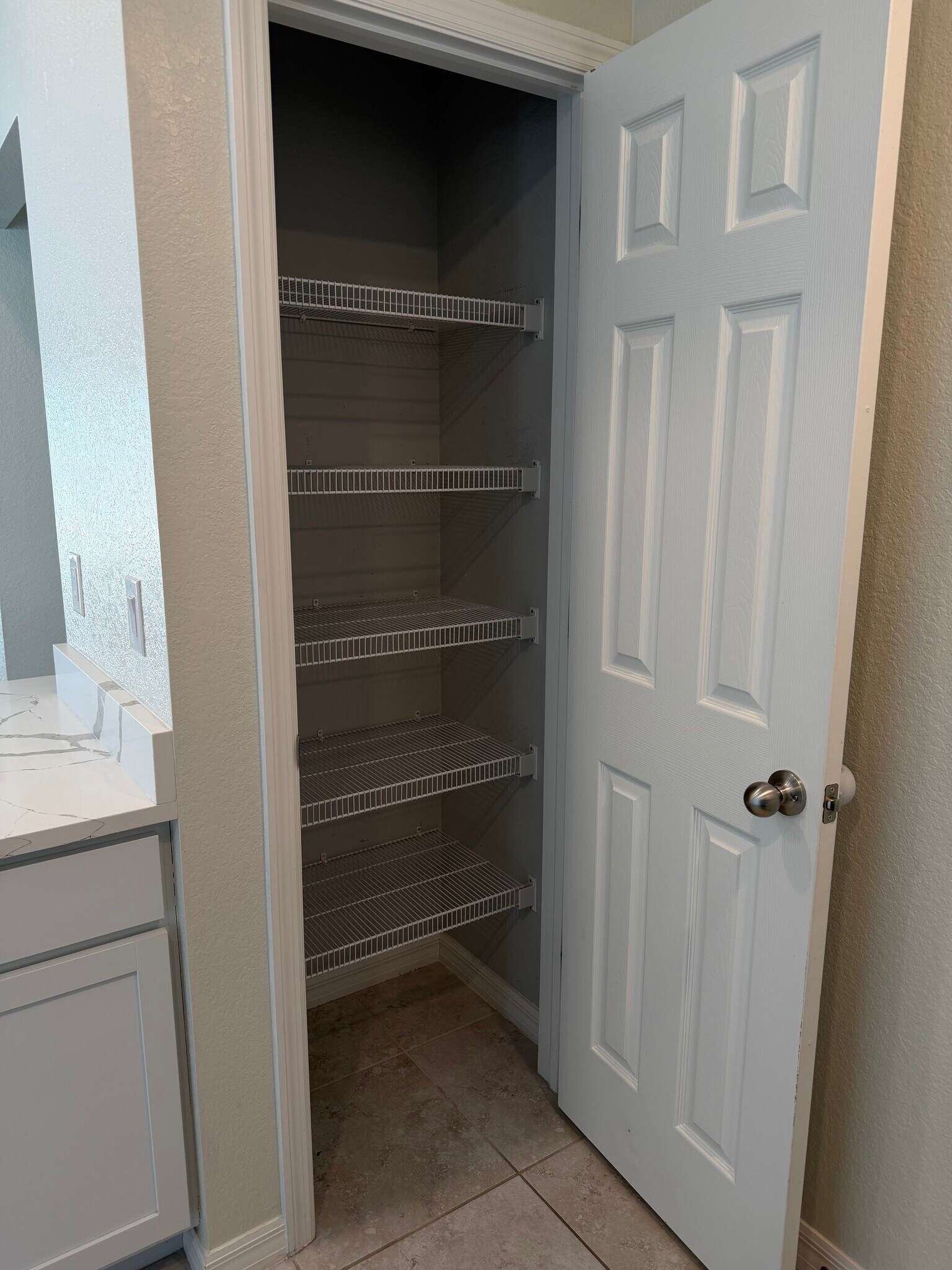 Kitchen pantry - 2120 NW 18th Ave