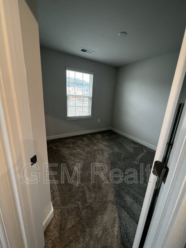 Building Photo - 1101 Rampart Dr