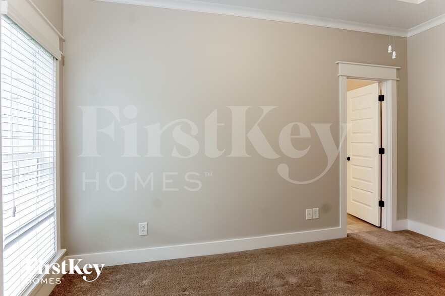 Building Photo - 2884 Montevallo Park Rd