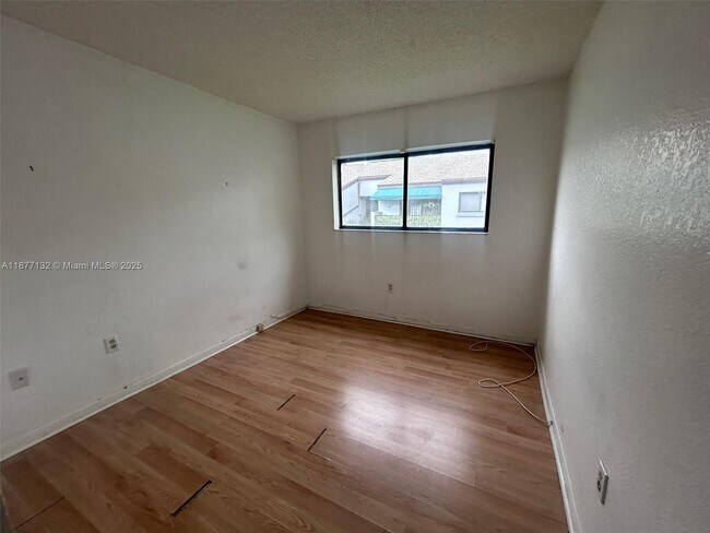 Building Photo - 7427 SW 152nd Ave