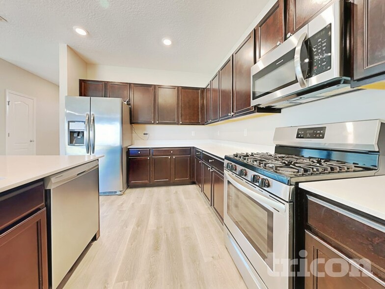 Building Photo - 154 Bloomfield Wy