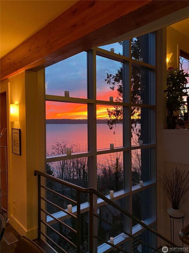 Building Photo - Architectural Seattle Masterpiece with Pan...
