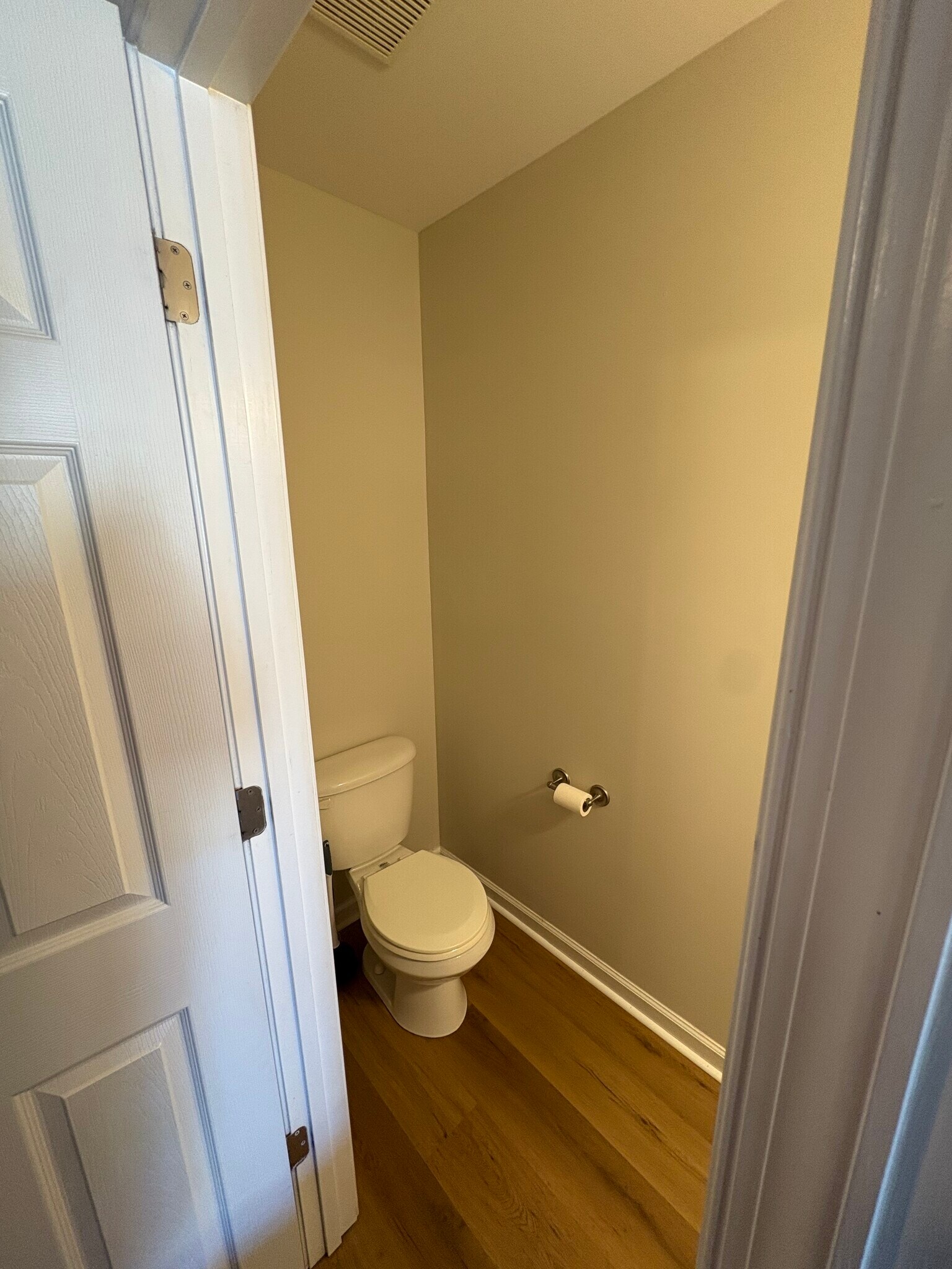 Building Photo - 1810 Broadway St