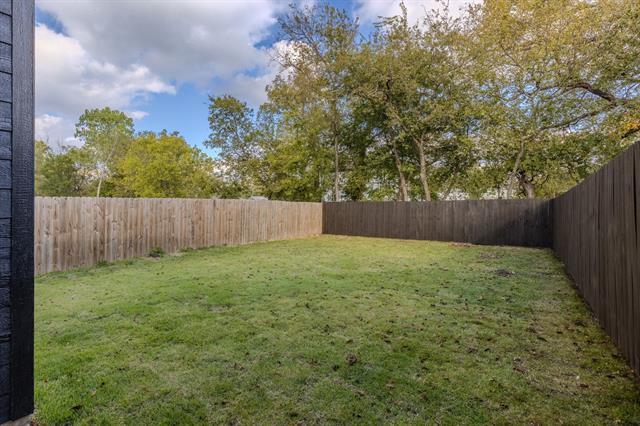 Building Photo - 2111 Wright St