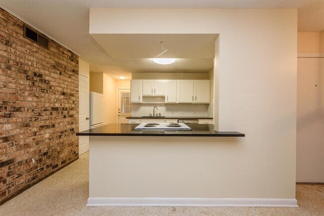 Building Photo - 3200 John Campbells Trail