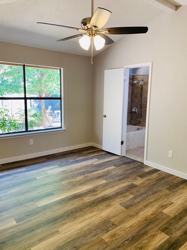 Building Photo - 1709 Mexican Plum Trl