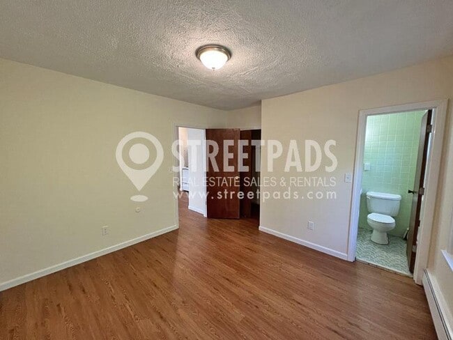 Building Photo - 1 bedroom in Boston MA 02130