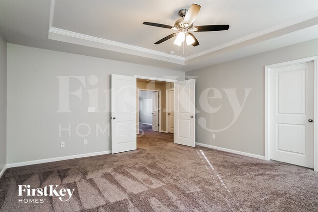 Building Photo - 7224 Laurelshire Dr