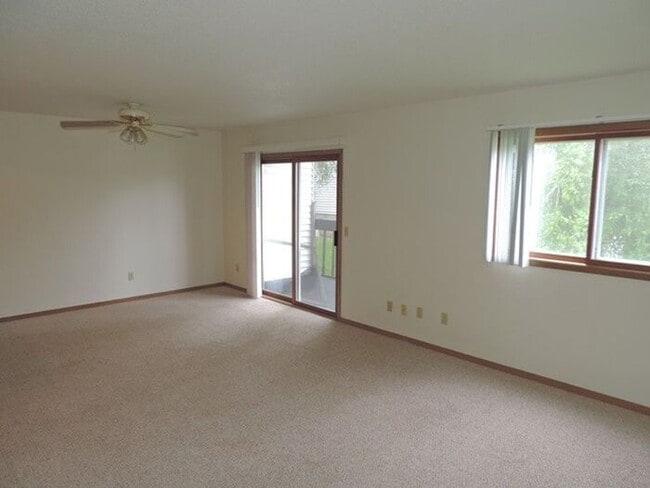 Building Photo - $1,150 | 2 Bedroom, 1 Bathroom Condo | No Pets | Available for August 1st, 2026 Move In!