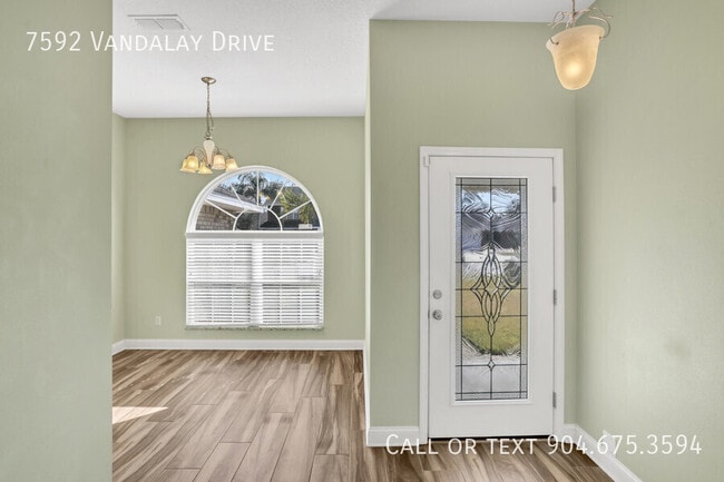 Building Photo - 7592 Vandalay Dr