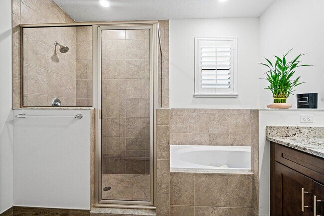 Building Photo - 12949 Anthorne Ln