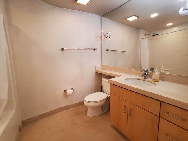 Building Photo - 750 Van Ness Ave