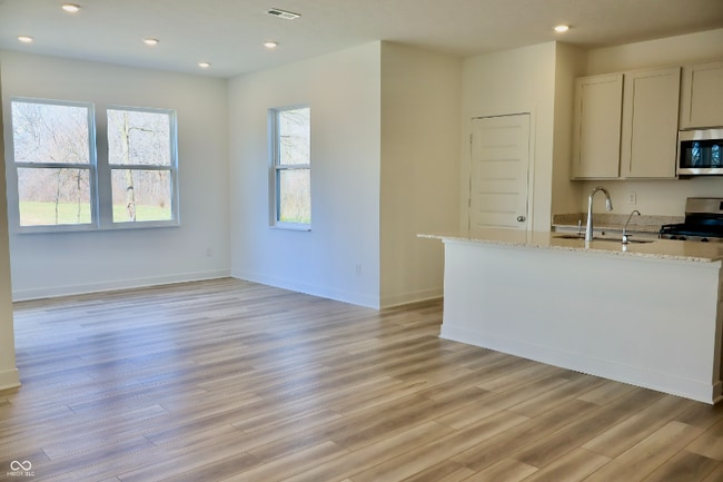 Building Photo - 15925 Cobbs Crk Ln