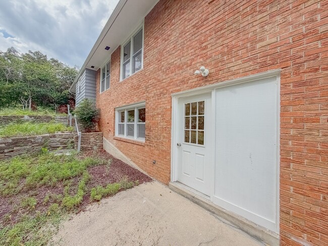 Building Photo - 9226 Limestone Pl